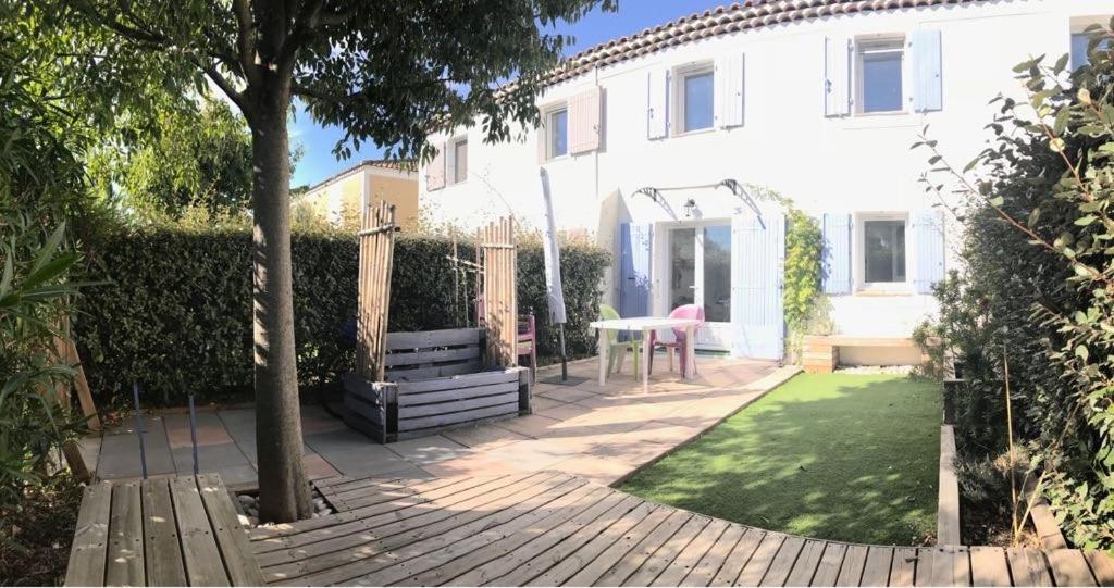 شقة Uzès  في L'Escalette Appart المظهر الخارجي الصورة